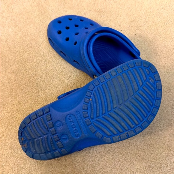 Blue Crocs - Picture 4 of 4